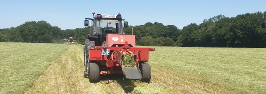 foin-tracteur